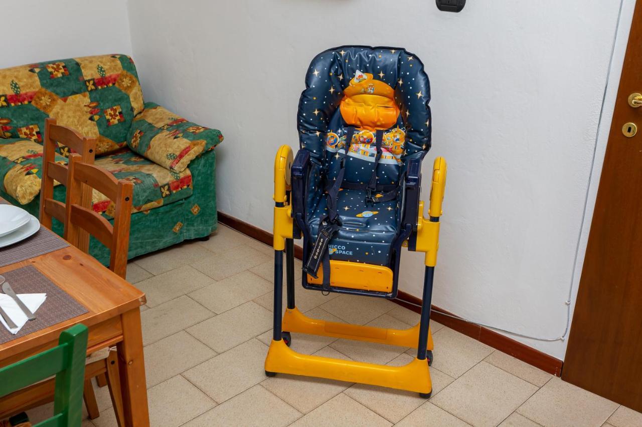 Casa Nicole Self Check-In Villa Albizzate Exteriör bild